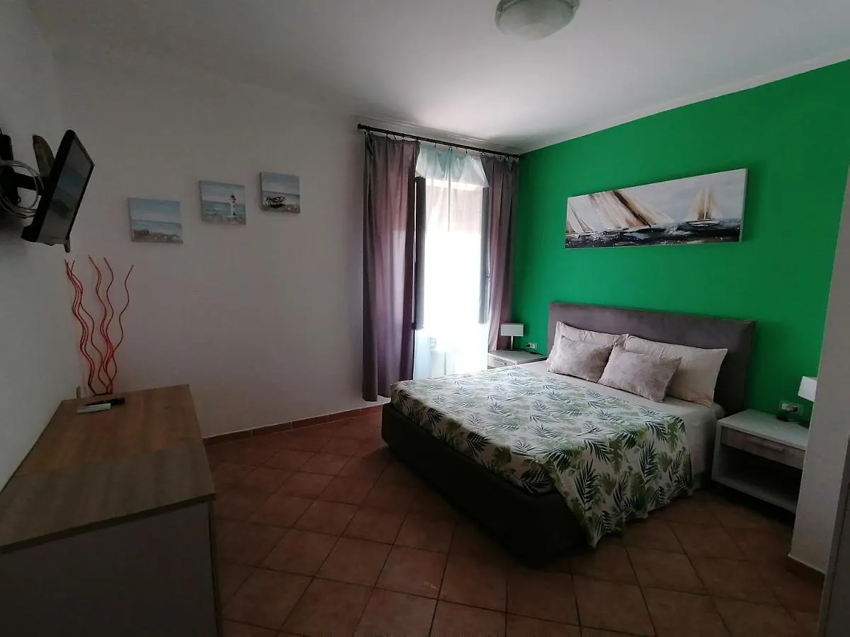 לה מדלנה B&B Il Corallo לינה וארוחת בוקר
