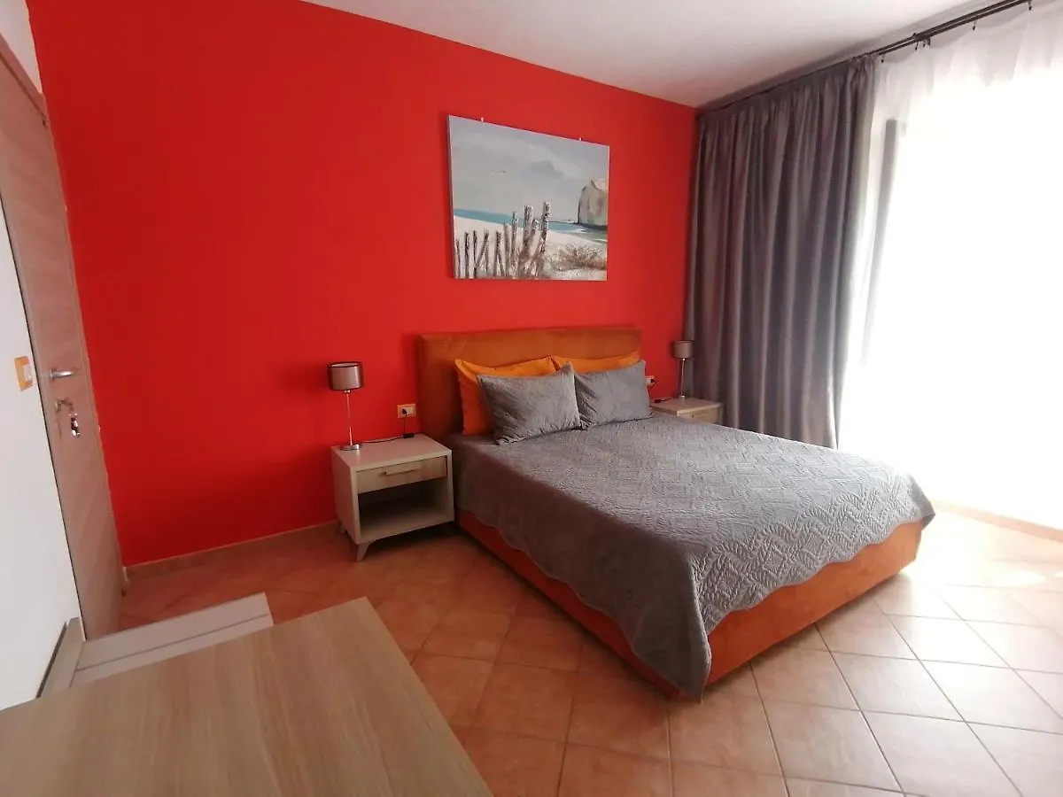 לה מדלנה B&B Il Corallo 0*, לה מדלנה
