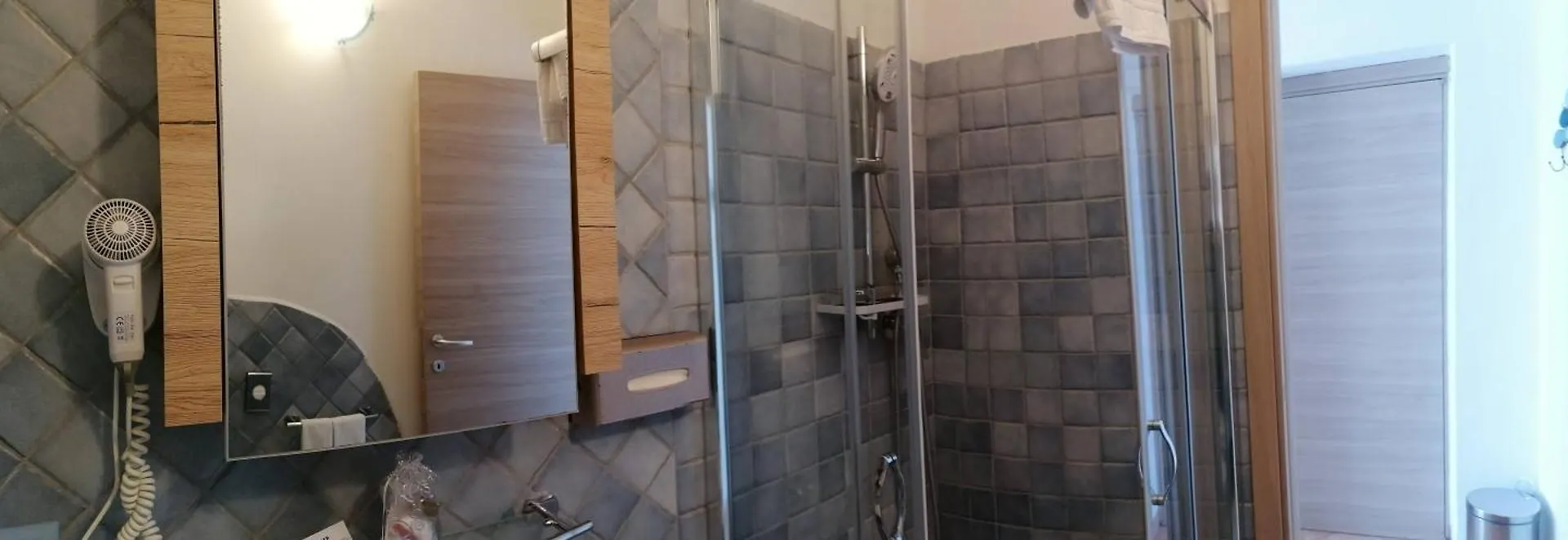 לינה וארוחת בוקר לה מדלנה B&B Il Corallo