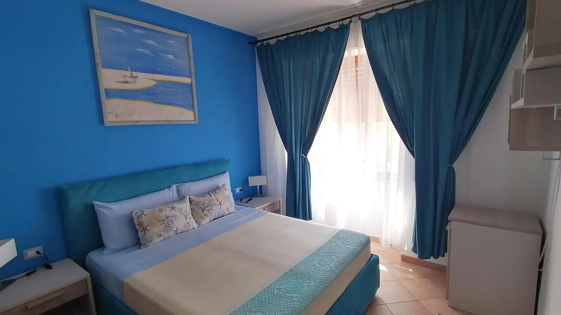 לה מדלנה B&B Il Corallo לינה וארוחת בוקר